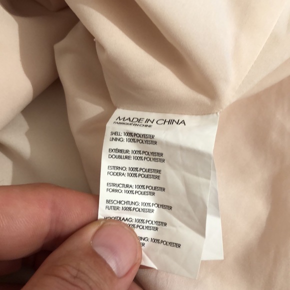 Club Monaco Ruffle Mini Skirt in Pink Cream, size 6 - Picture 7 of 12